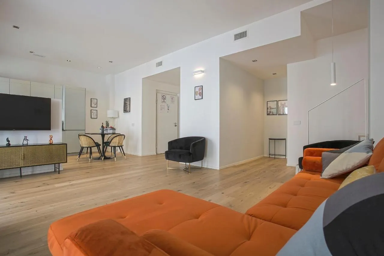 Milan Luxury Suite-Hosted By Sweetstay شقة